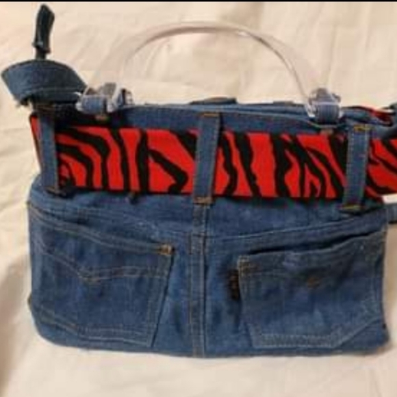 Purses - Picture 6 of 14